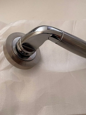 Πόμολα πόρτας καινούργια, ζευγάρια με ματ μεταλλικό φινίρισμα