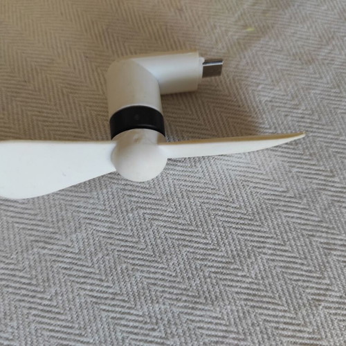 Usb fan like new