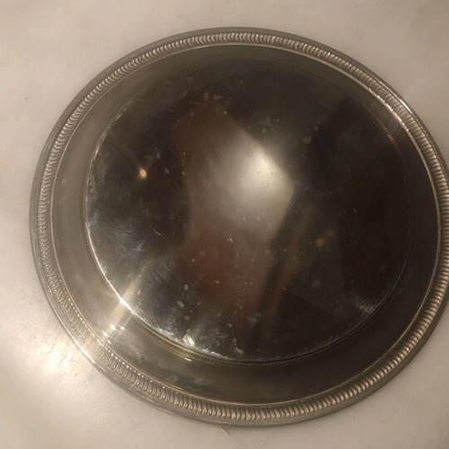 Silver-plated utensils used for serving or decoration