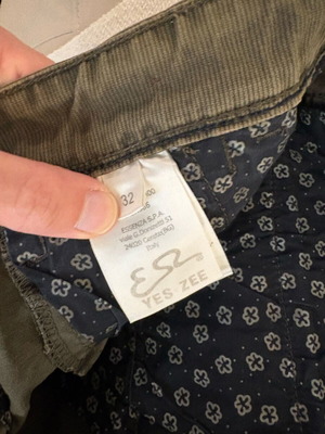 Yes Zee chino pants used, slim fit, green, size 32