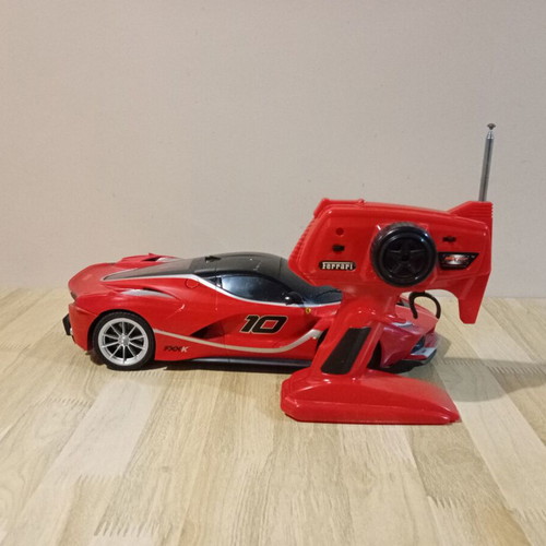 Ferrari Fxxk remote control car like new, scale 1:12