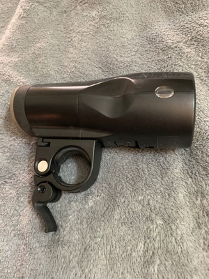 Ποδηλάτου φως εμπρός μεταχειρισμένο, επαναφορτιζόμενο με αποσπώμενη μπαταρία