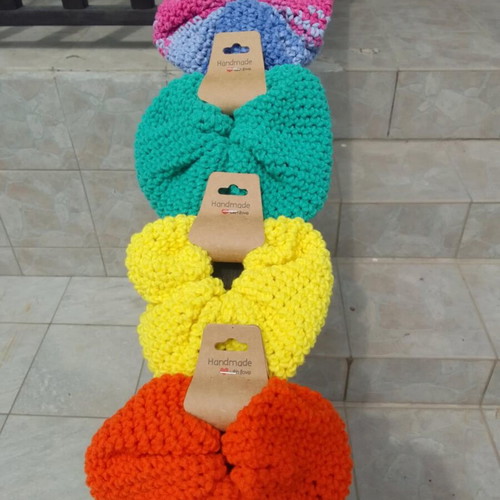 Handmade knitted scrunchies in various colors, new