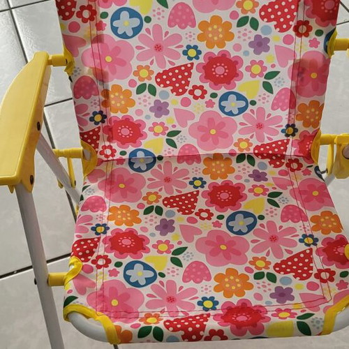 Children's beach chair like new