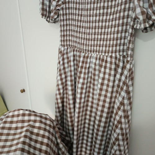 Brown checked dress size L like new, cottage style