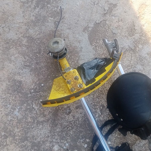 Craftworx CW-RT52-2 Multifunction Petrol Brush Cutter like new with accessories