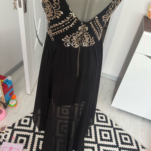 Festive dress with sequins like new, size M, black
