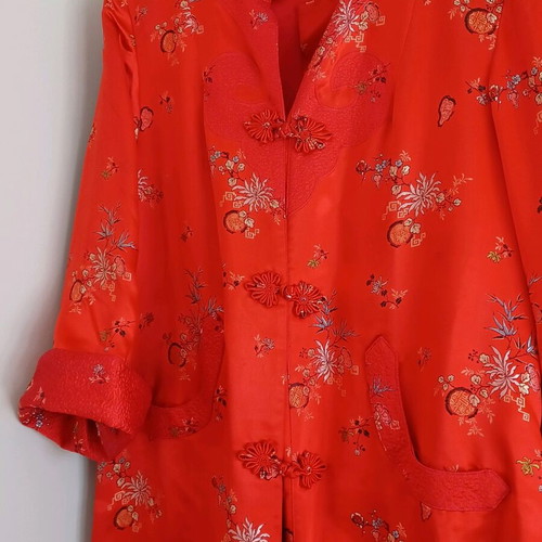 Satin robe imported size L like new, red
