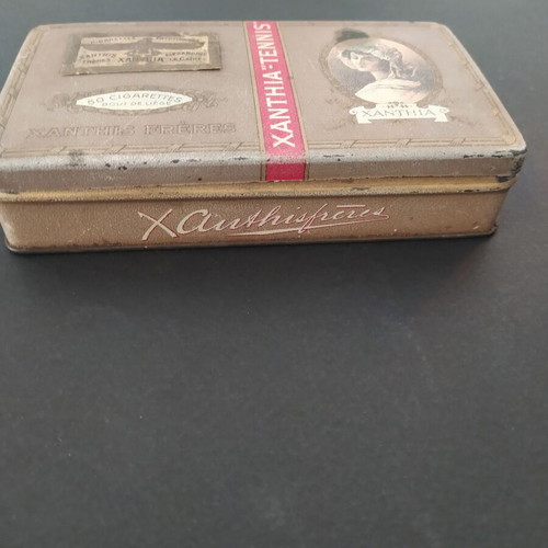 Xanthia "Tennis" vintage tin cigarette box 1920s