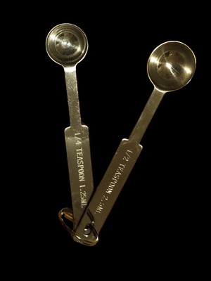 Inox measuring spoons set of 2 pieces 1/2 & 1/4 new