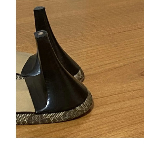 Gucci sandals like new vintage size 39.5