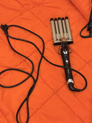 Hair Waver and Curler like new for Wavy Hair