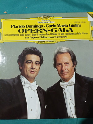 Opern-Gala vinyl record like new, classical genre