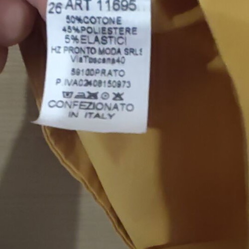 Sleeveless women's top like new, mustard color, size M