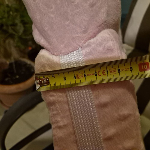 San Diego Bébé Eco-Nursing Pillow like new, pink