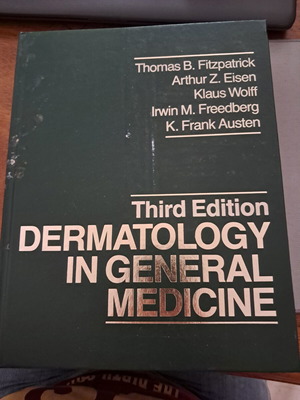 Dermatology in General Medicine Third Edition Vol 2 like new