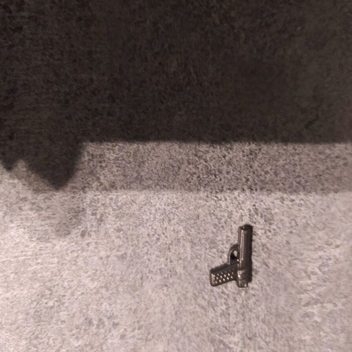 Miniature revolver like new