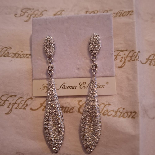 Royal Lines earrings with Swarovski crystals