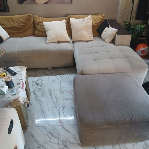 Corner sofa with ottoman