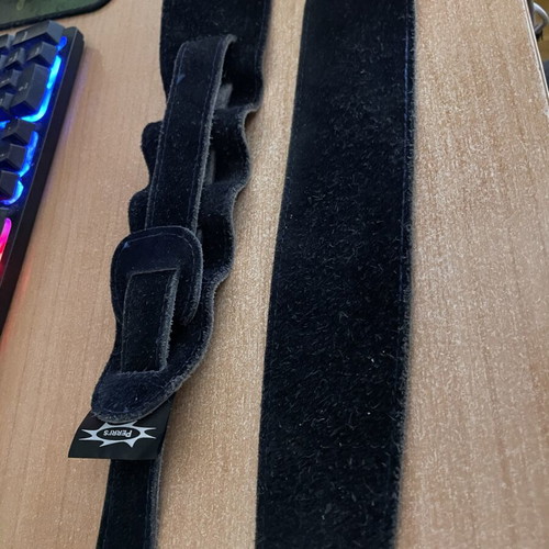 Perri’s leather guitar strap