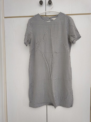 Black and white dress with butterflies like new, H&M, size M