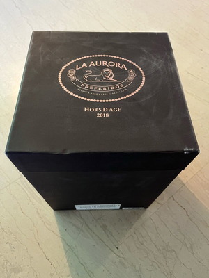 Συλλεκτικός υγραντήρας πούρων La Aurora Preferidos Hors d’Age 2018 σαν καινούργιος