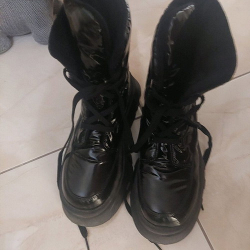 Boots like new, size 40, black