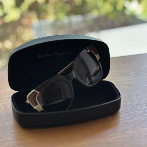 Salvatore Ferragamo women's glasses like new, Italian
