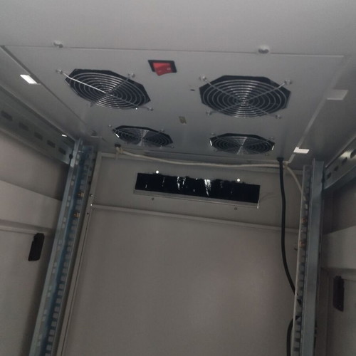 Digitus rack cabinet used 160cm x 60cm x 60cm