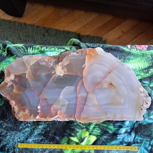 Giant agate chalcedony new from Krumovgrad for decoration