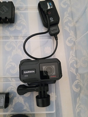 Κάμερα δράσης Garmin VIRB μεταχειρισμένη με πλήρες σετ αξεσουάρ