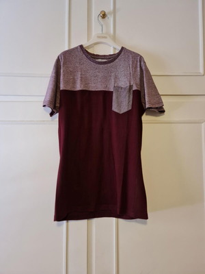 Zara men's t-shirt used, size L, burgundy