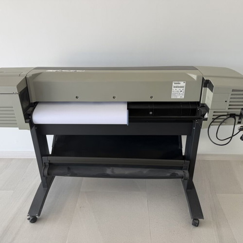 HP DesignJet 500 Plus 42” roll plotter printer