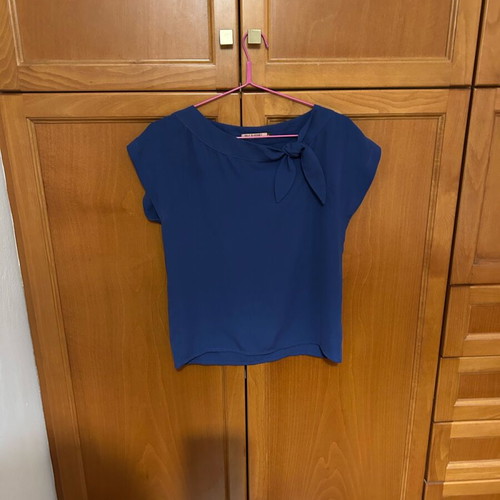 Milk and Honey blouse blue with bow like new