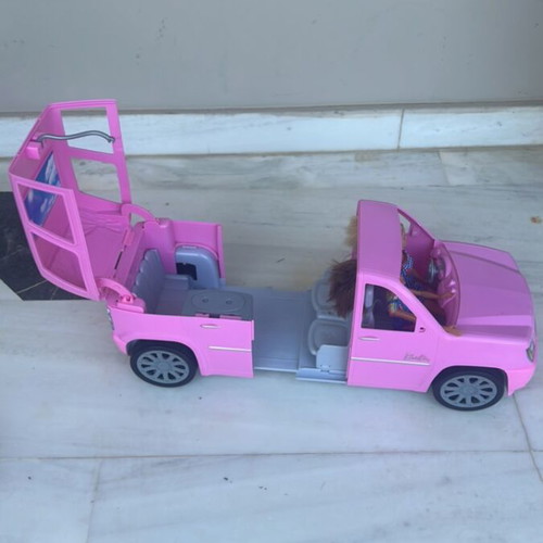 Barbie van and Cabrio car toy