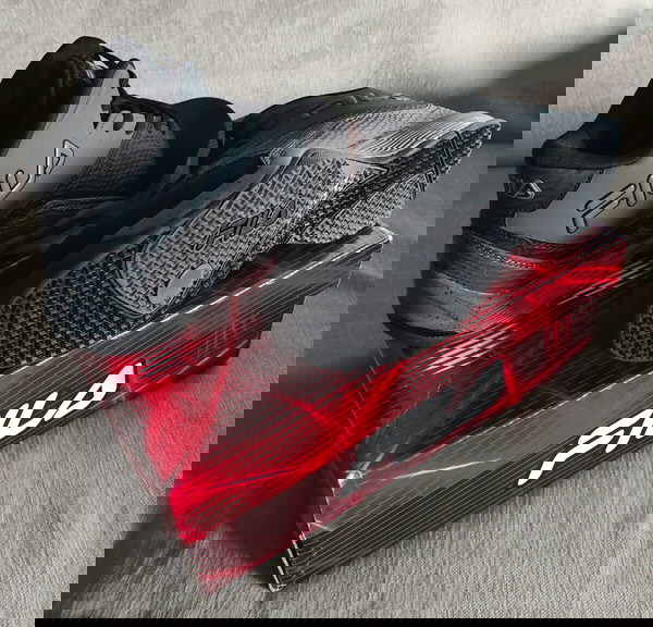FILA Breakaway 12 κid's μαύρο γκρι αθλητικά παπούτσια νούμερο Ευρώπης 36.5 στο κουτί τους