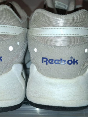 Reebok athletic shoes with reflective details, like new