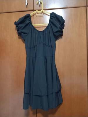 Black dress with ruffles like new