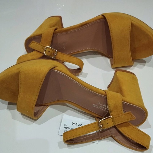Yellow suede sandals size 40 new
