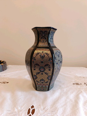 Vintage vase used, slightly damaged