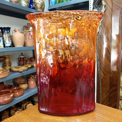 Decorative vase like new with medieval shades, glass