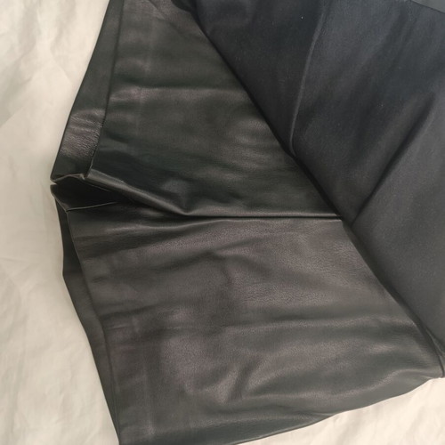 Leather shorts skirt Mango like new, size 140 cm, black