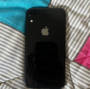 iPhone XR 64 GB