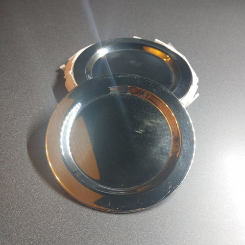Set of 6 coasters like new, metal, 10 cm