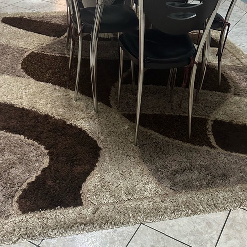 Rug 2.80x1.90 like new in excellent condition