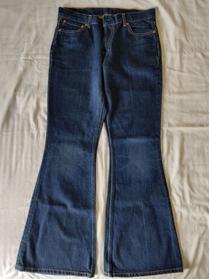 Levi's 544 jeans Superlow Flare σε σκούρο μπλε, μέγεθος W31 L32, σαν καινούργιο