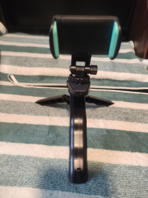 Mobile phone holder stand like new