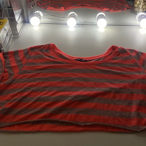 H&M blouse like new, size S, gray and pink