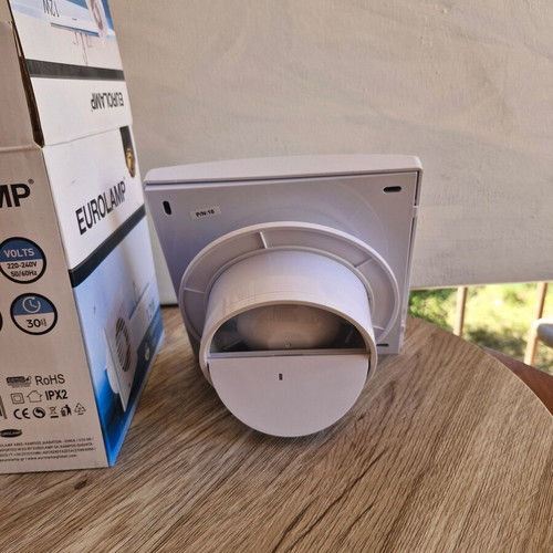 Eurolamp bathroom fan 12W new with timer