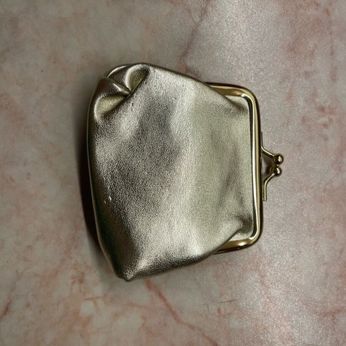 Wallet new gold color without wear
